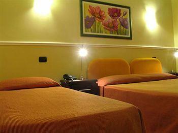 Everest Hotel Rom