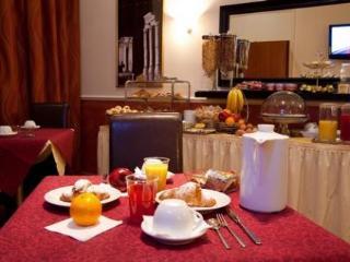 Everest Hotel Rom