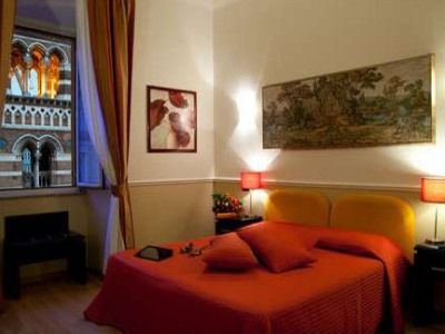 Everest Hotel Rom